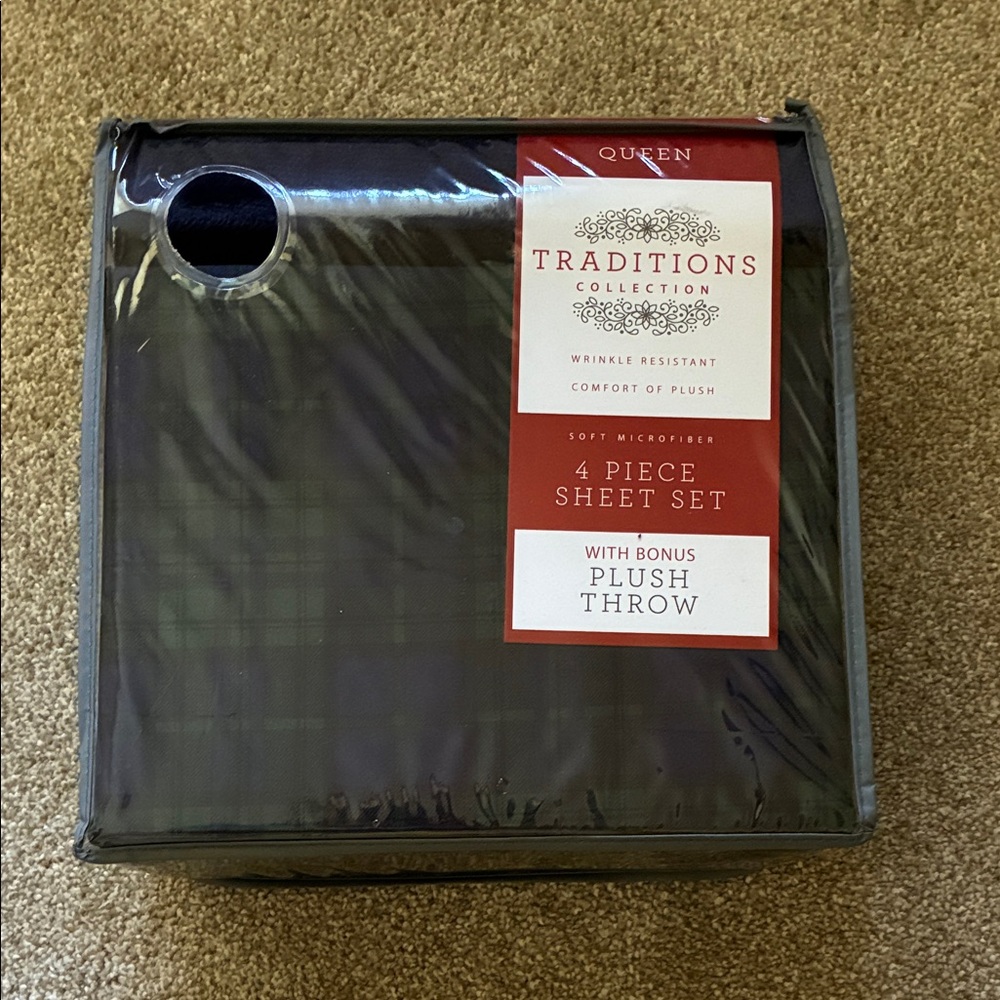 NWT Queen sheet set with bonus plush throw